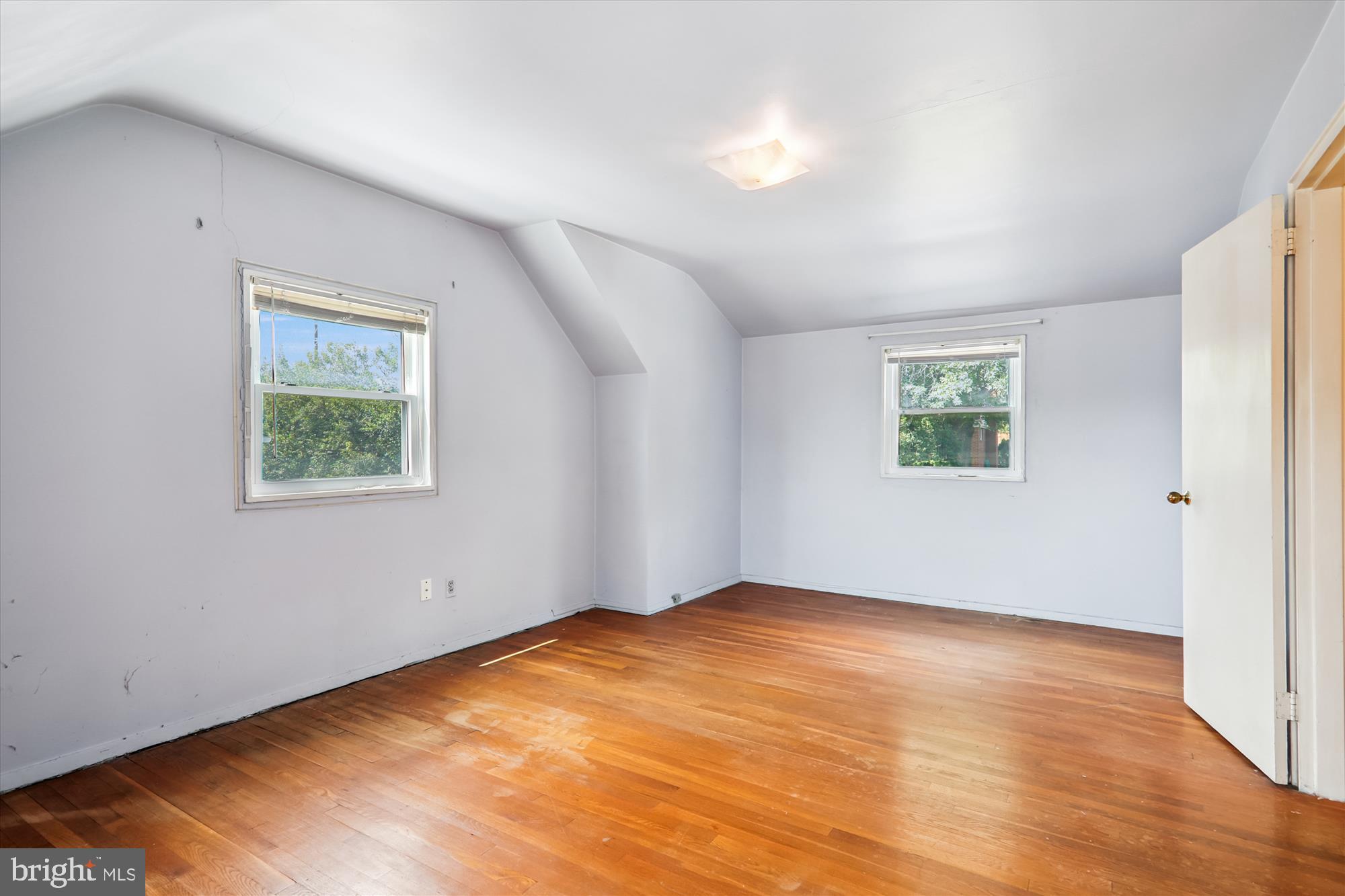 9507 ADELPHI ROAD