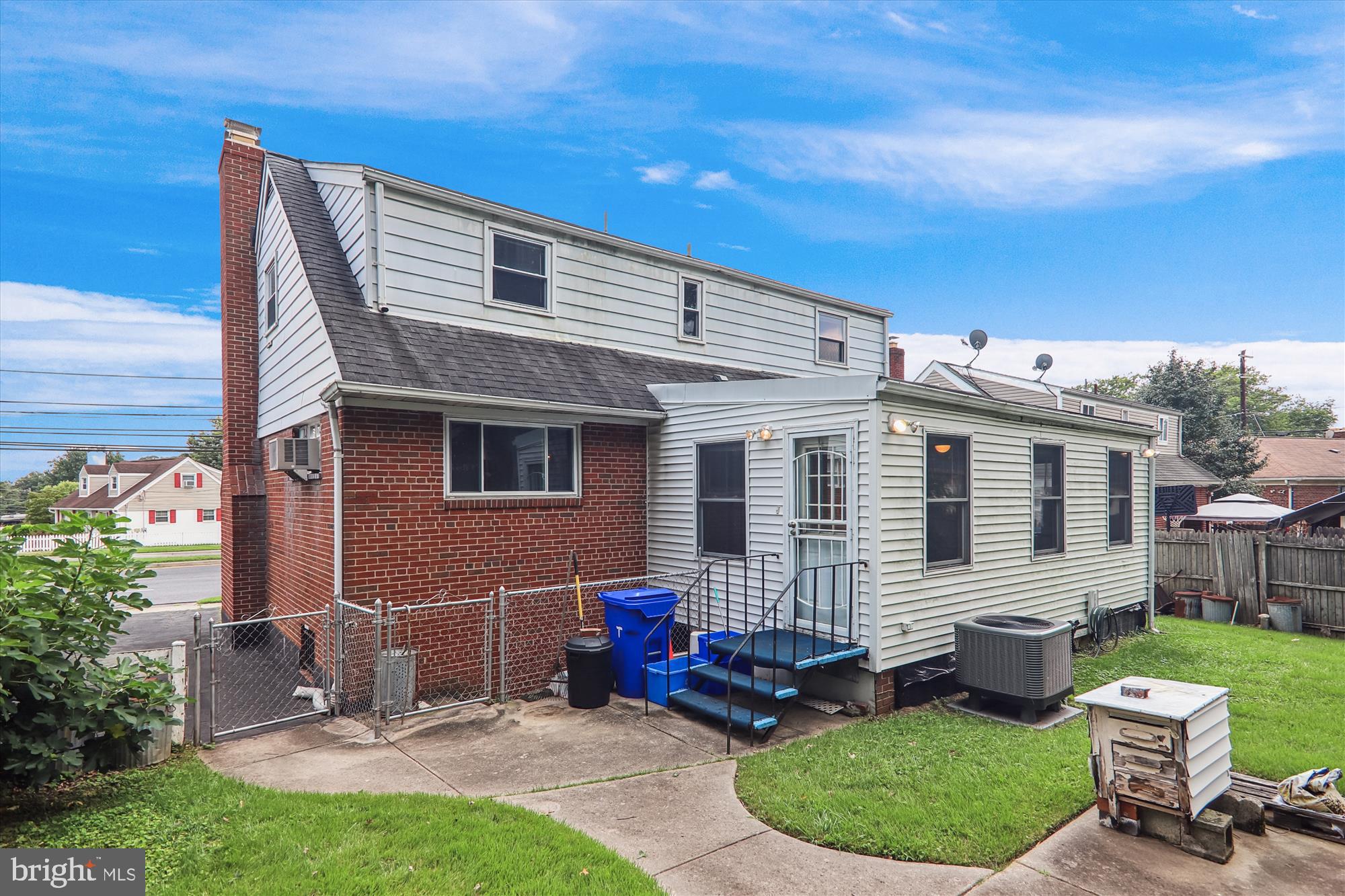 9507 ADELPHI ROAD