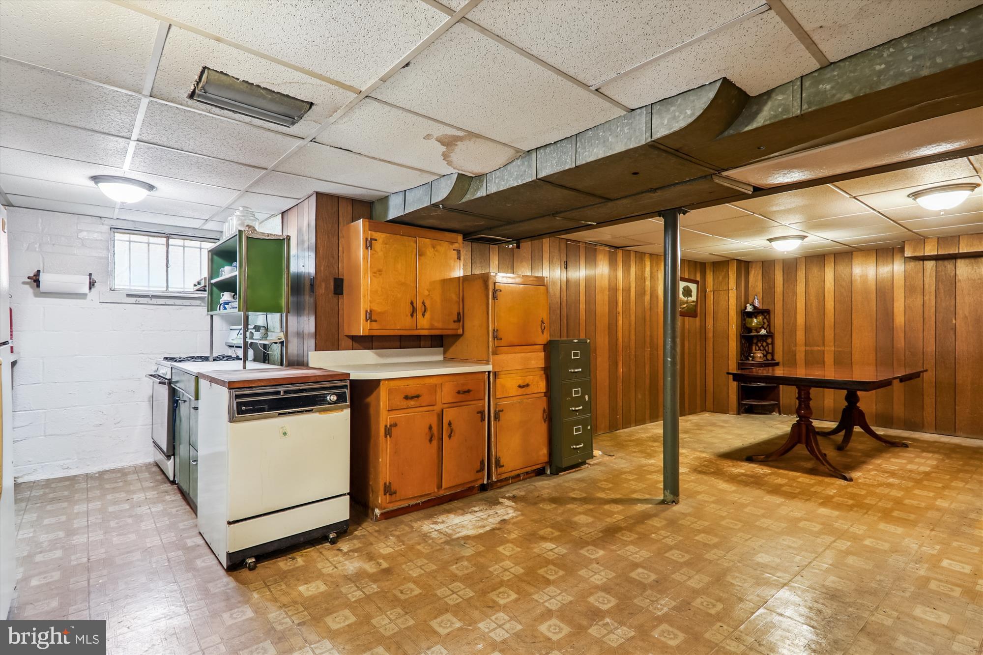 9507 ADELPHI ROAD