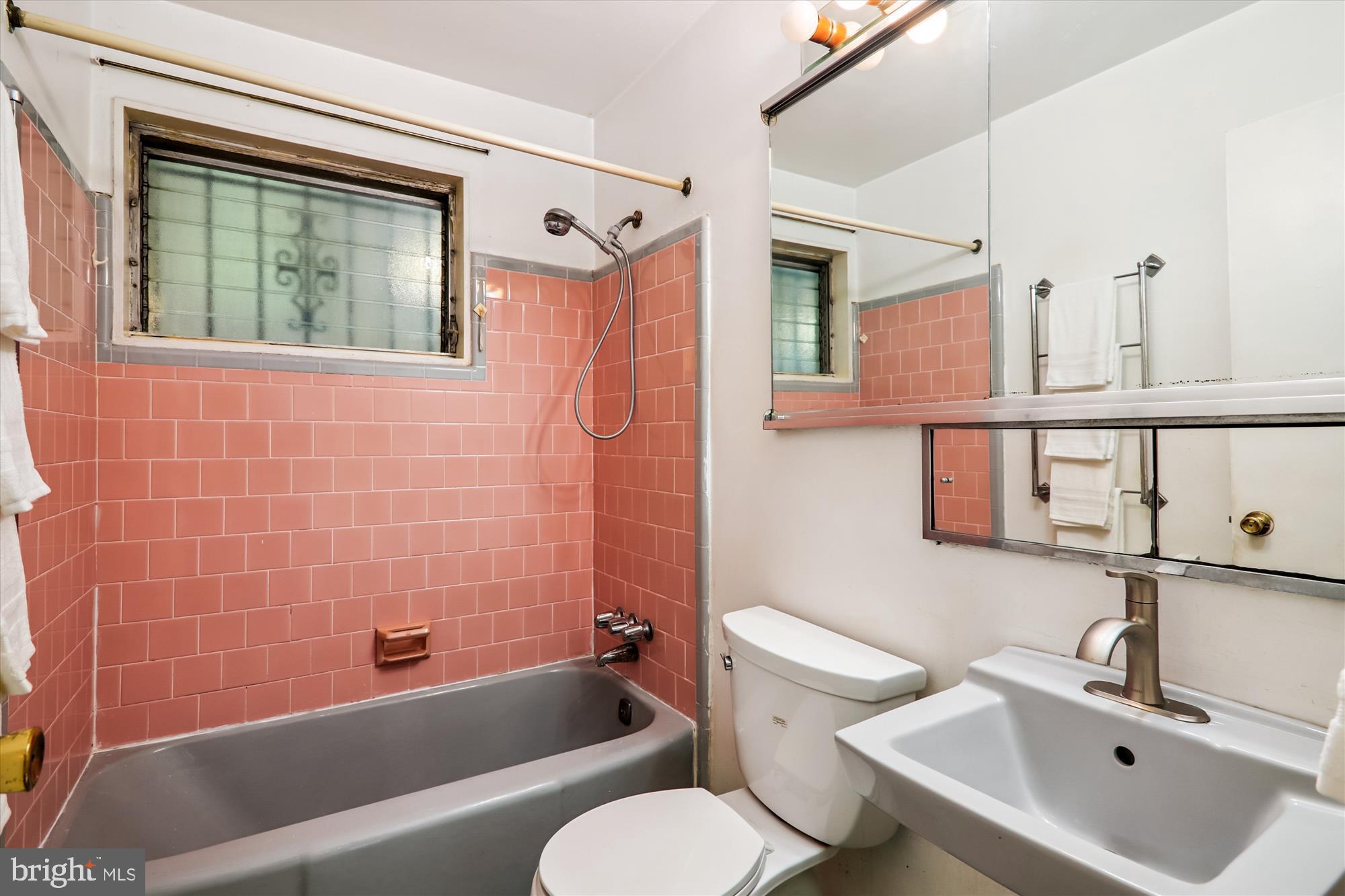 9507 ADELPHI ROAD