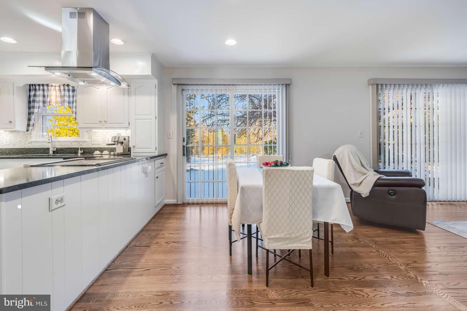 20901 LOCHAVEN COURT