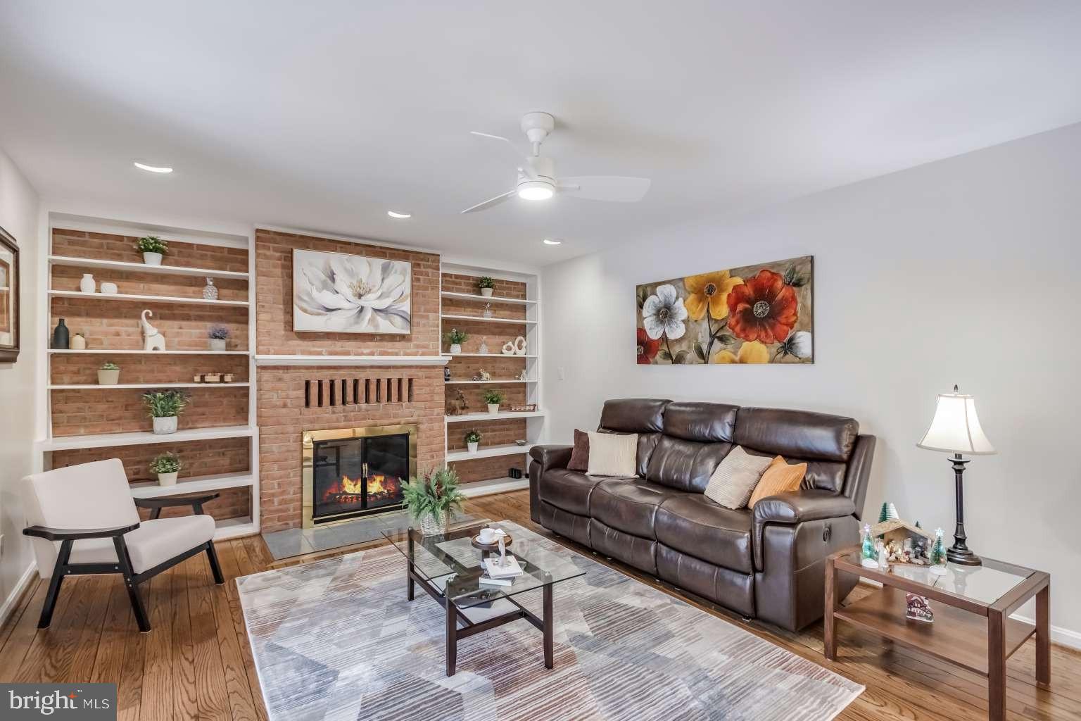 20901 LOCHAVEN COURT