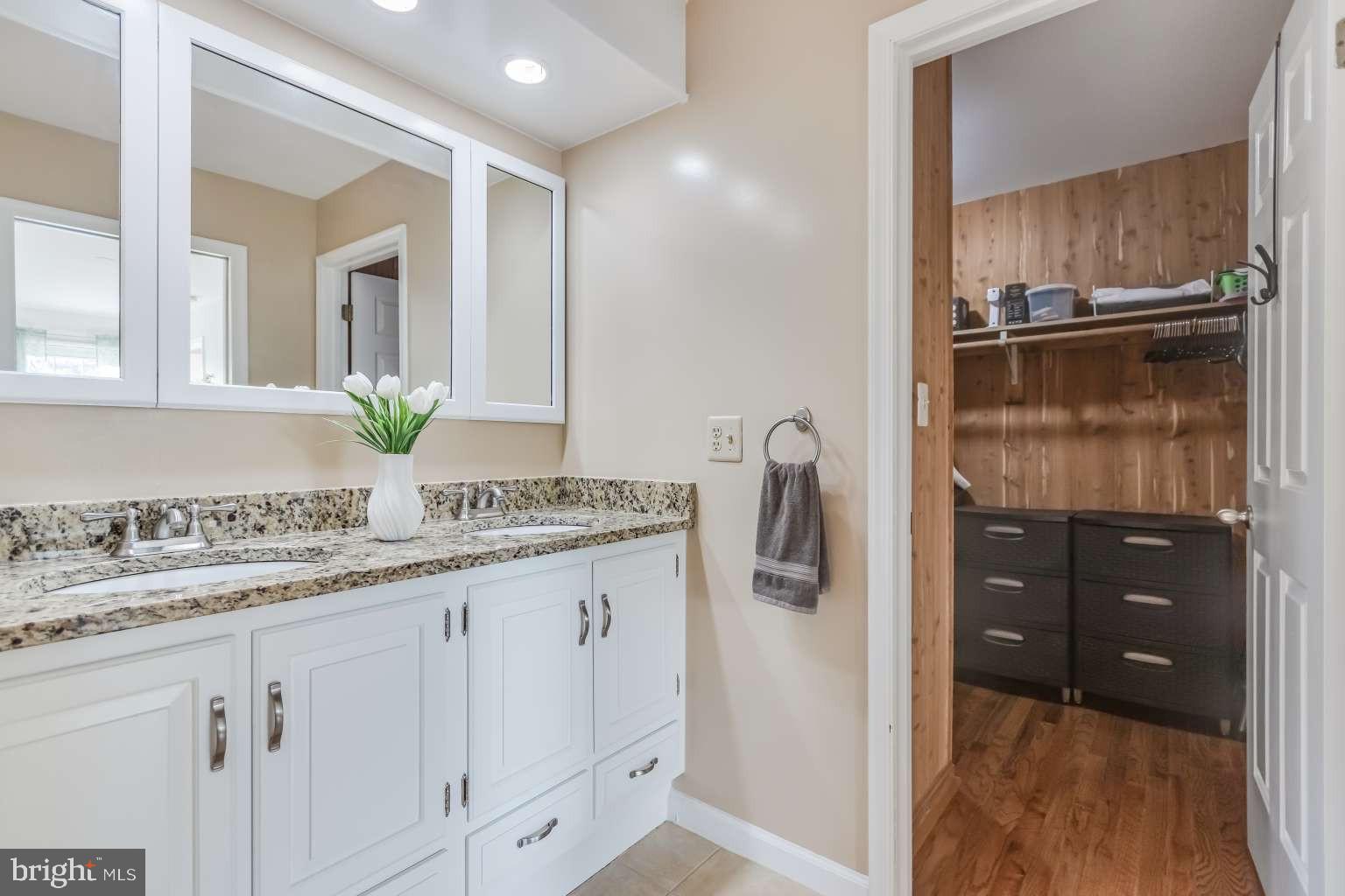 20901 LOCHAVEN COURT