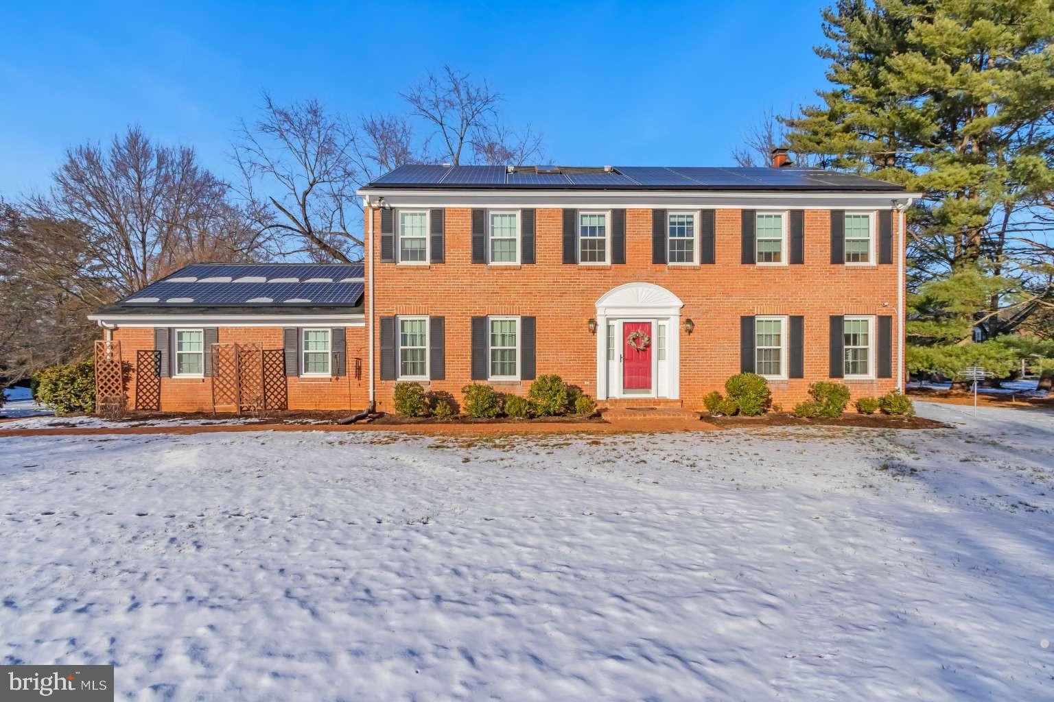 20901 LOCHAVEN COURT