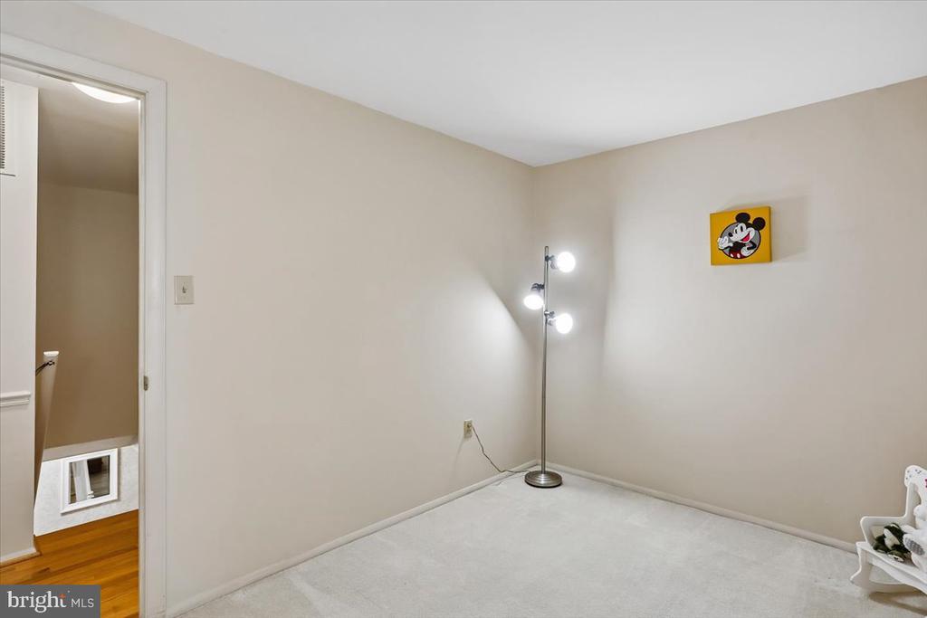 15709 INDIANOLA DRIVE