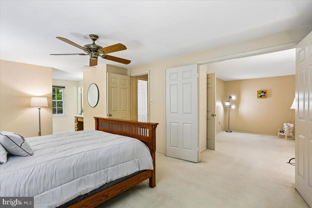 15709 INDIANOLA DRIVE