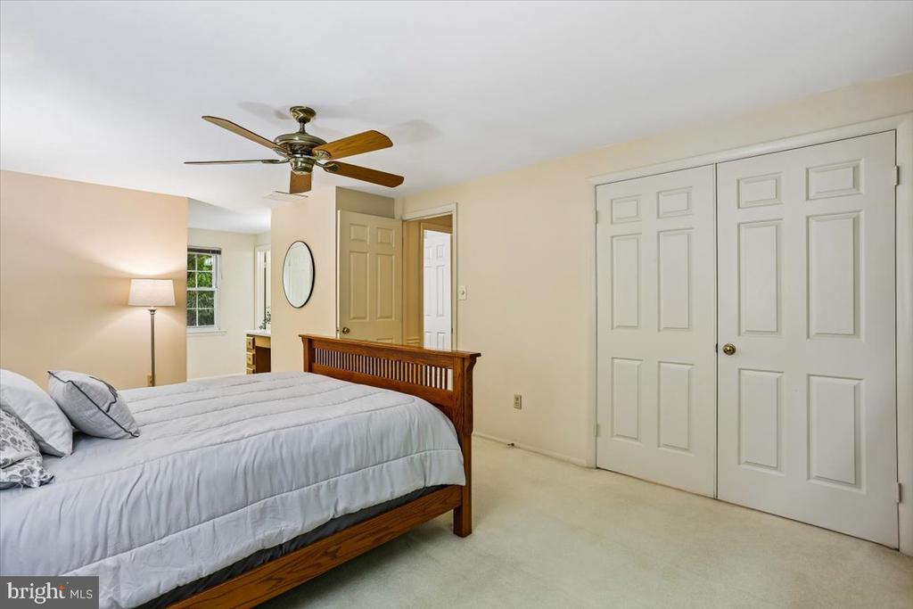 15709 INDIANOLA DRIVE