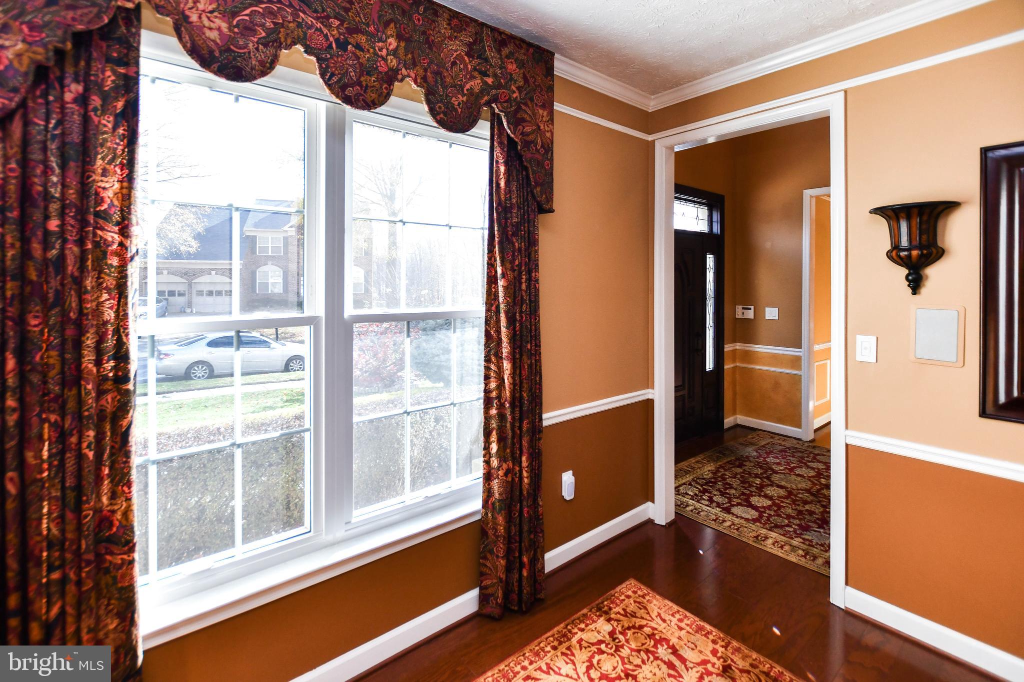 11406 CANTERBURY COURT