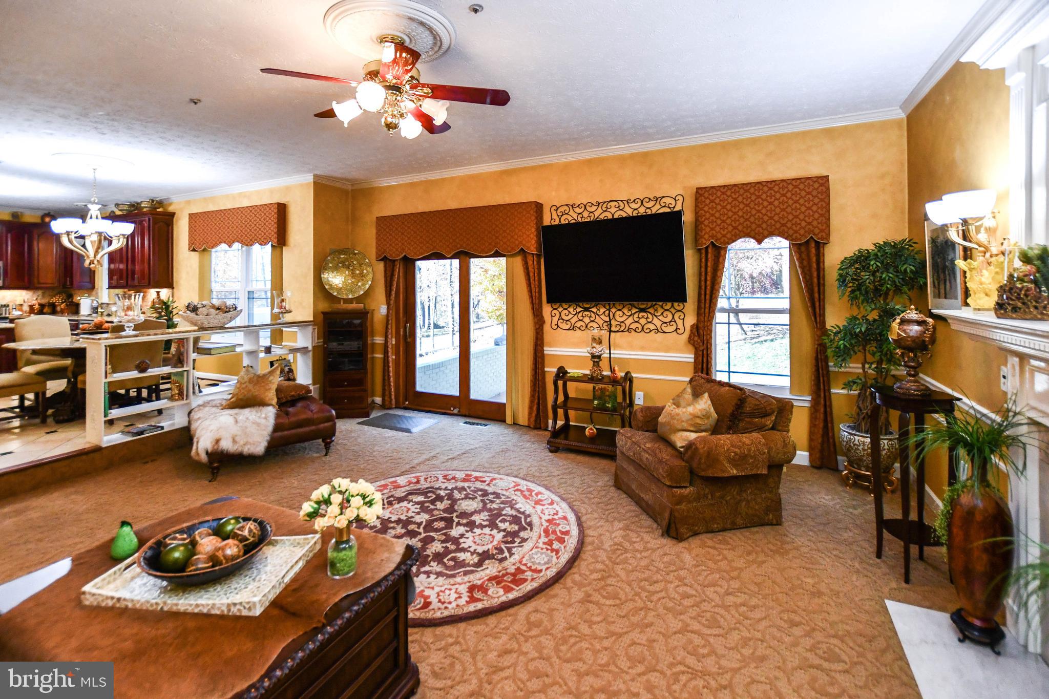 11406 CANTERBURY COURT