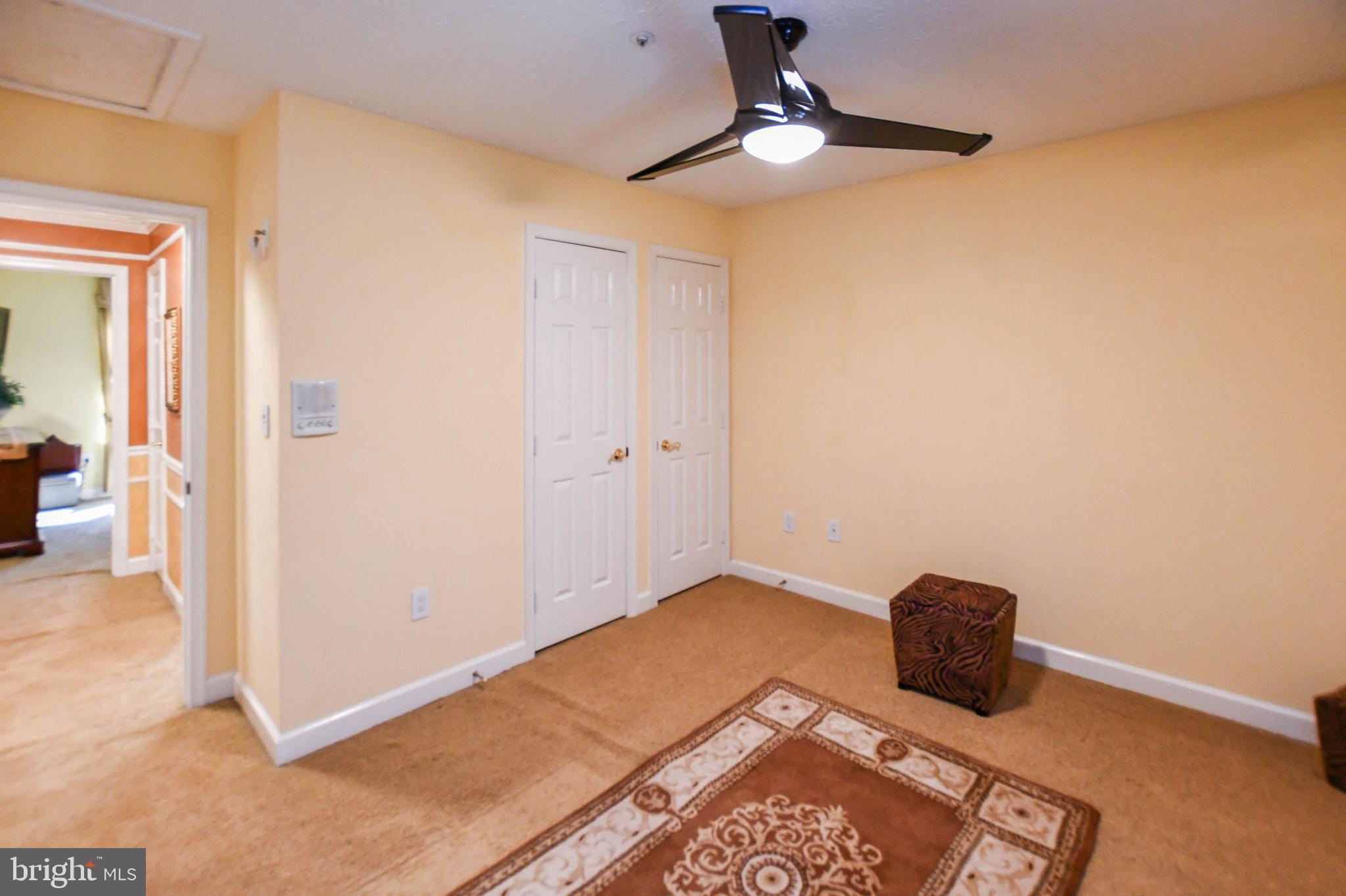 11406 CANTERBURY COURT