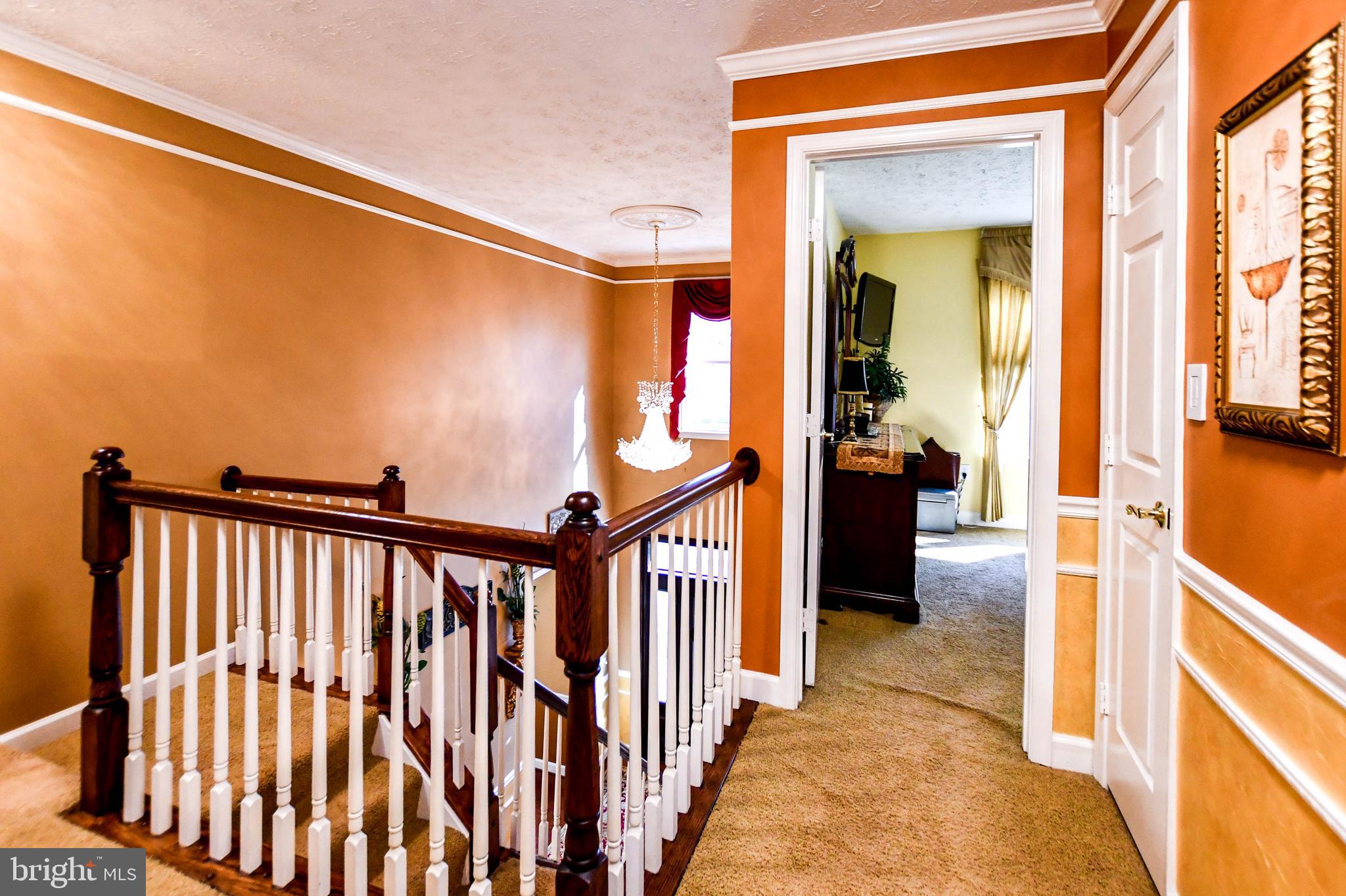11406 CANTERBURY COURT