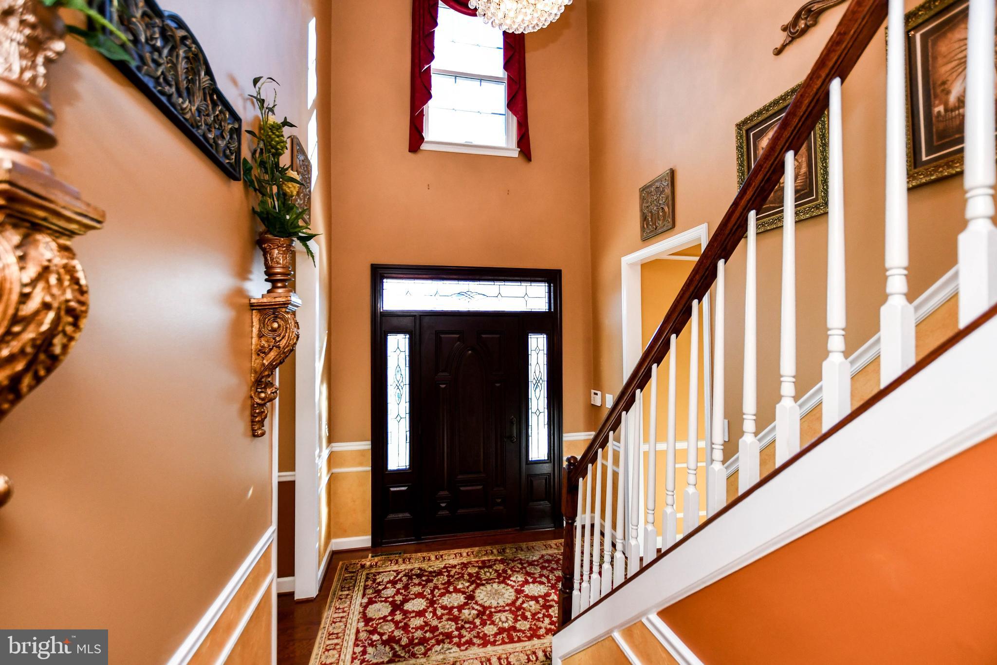 11406 CANTERBURY COURT