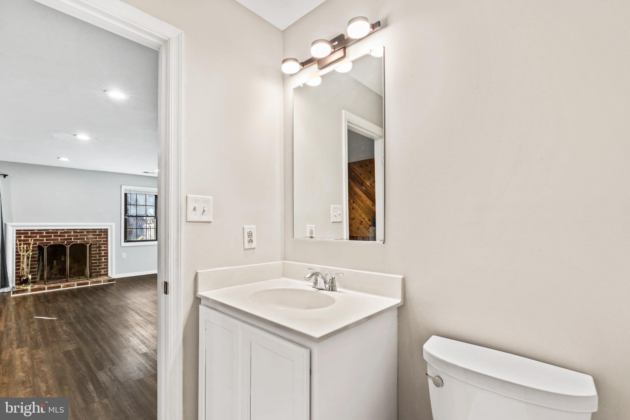5416 WYCKLOW COURT