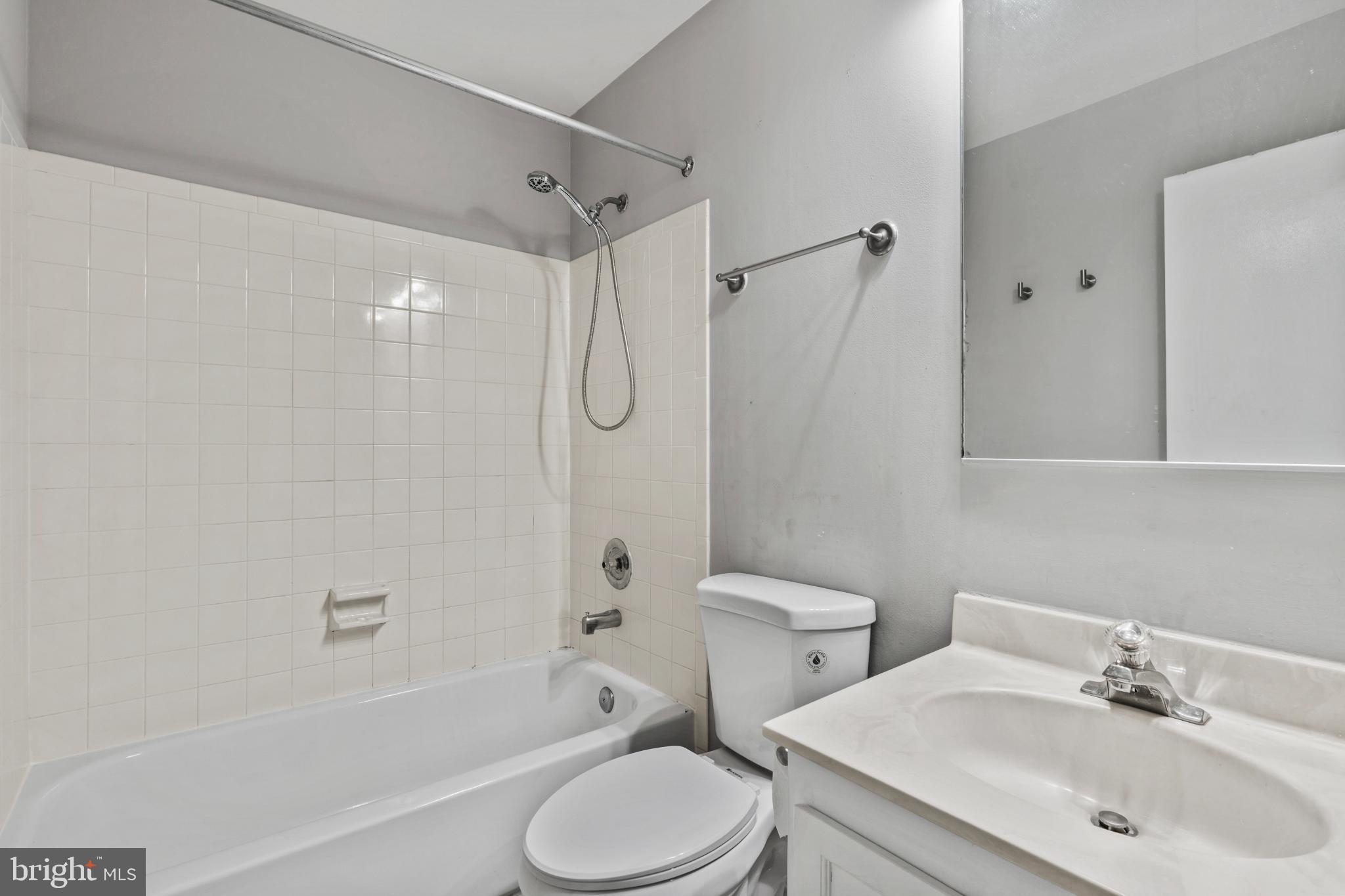 5416 WYCKLOW COURT