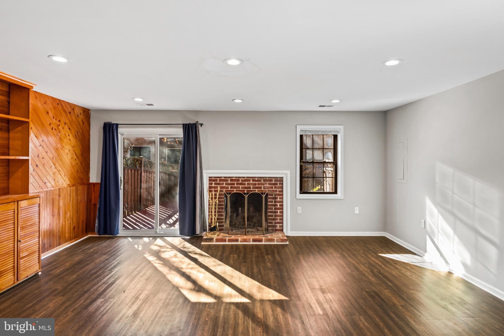 5416 WYCKLOW COURT