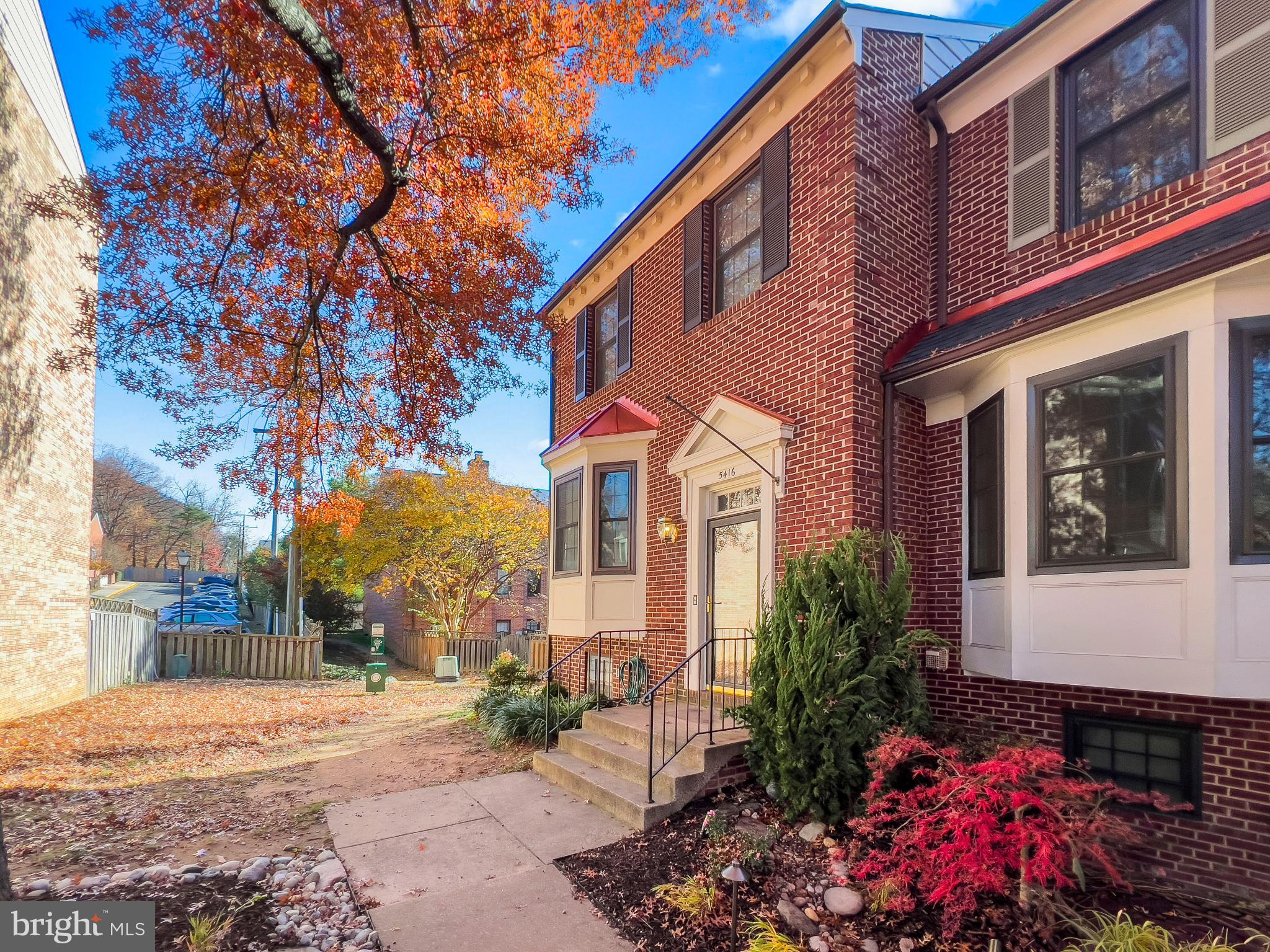 5416 WYCKLOW COURT