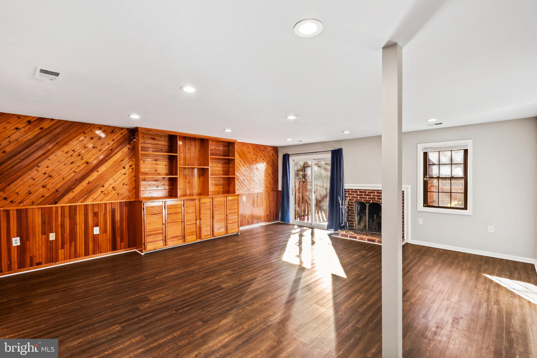 5416 WYCKLOW COURT