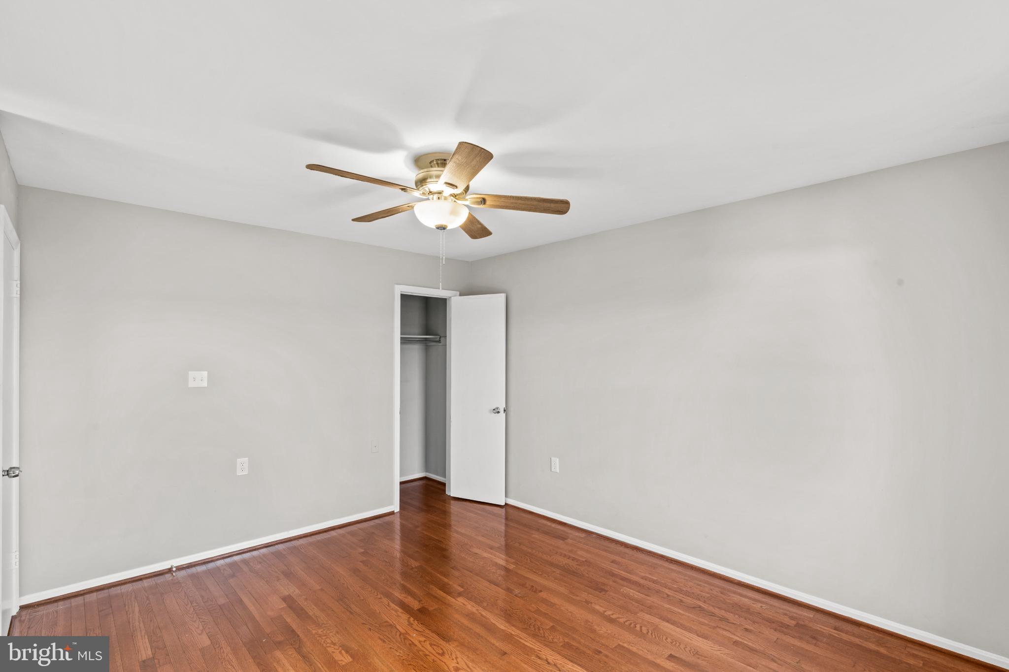 5416 WYCKLOW COURT