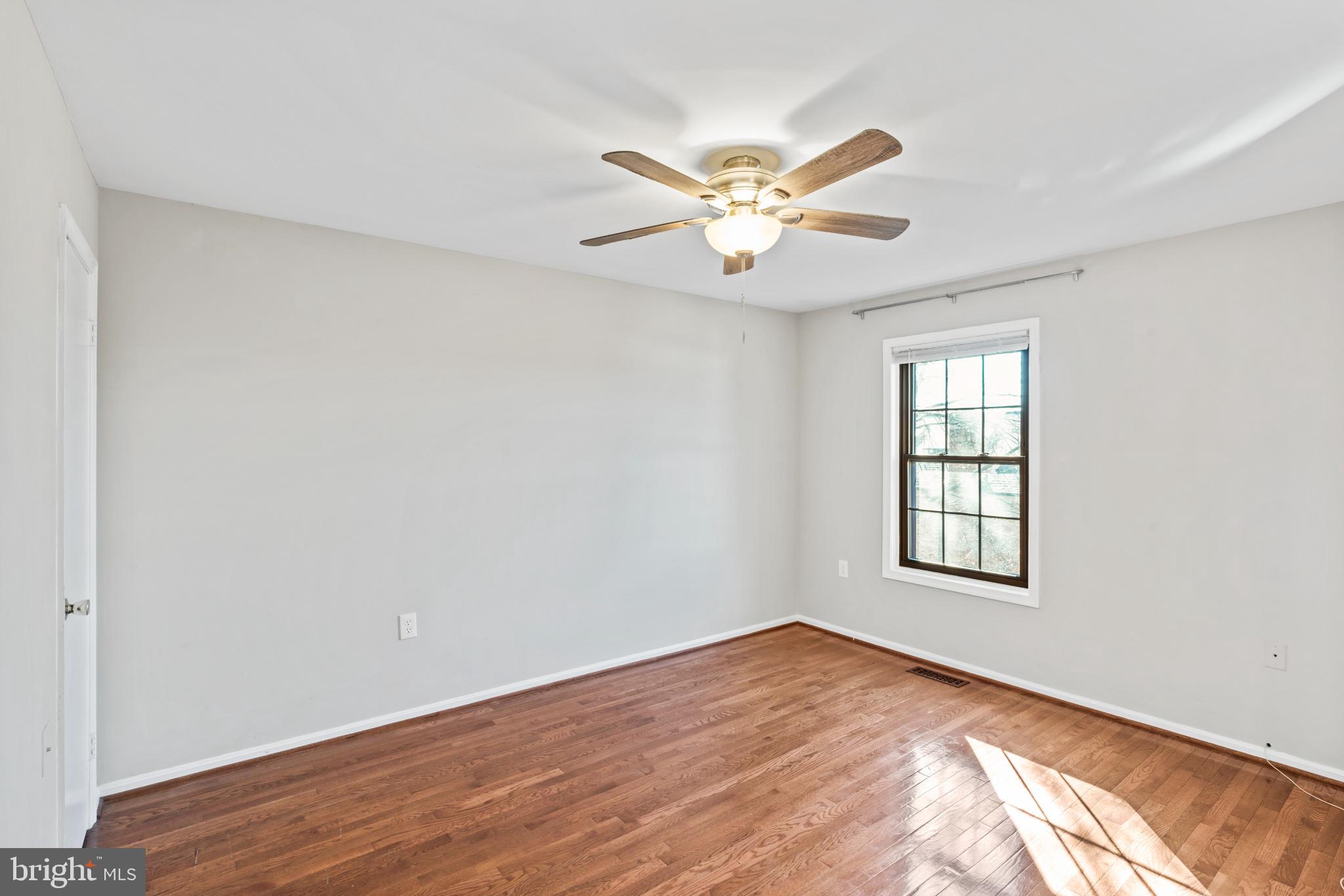 5416 WYCKLOW COURT