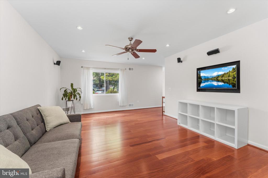2235 WHEELWRIGHT COURT