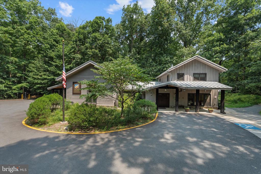 2235 WHEELWRIGHT COURT