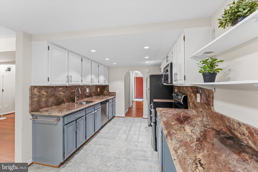 2235 WHEELWRIGHT COURT