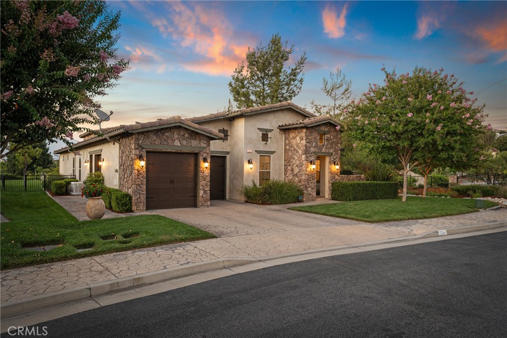 758 Strada Casalingo Court