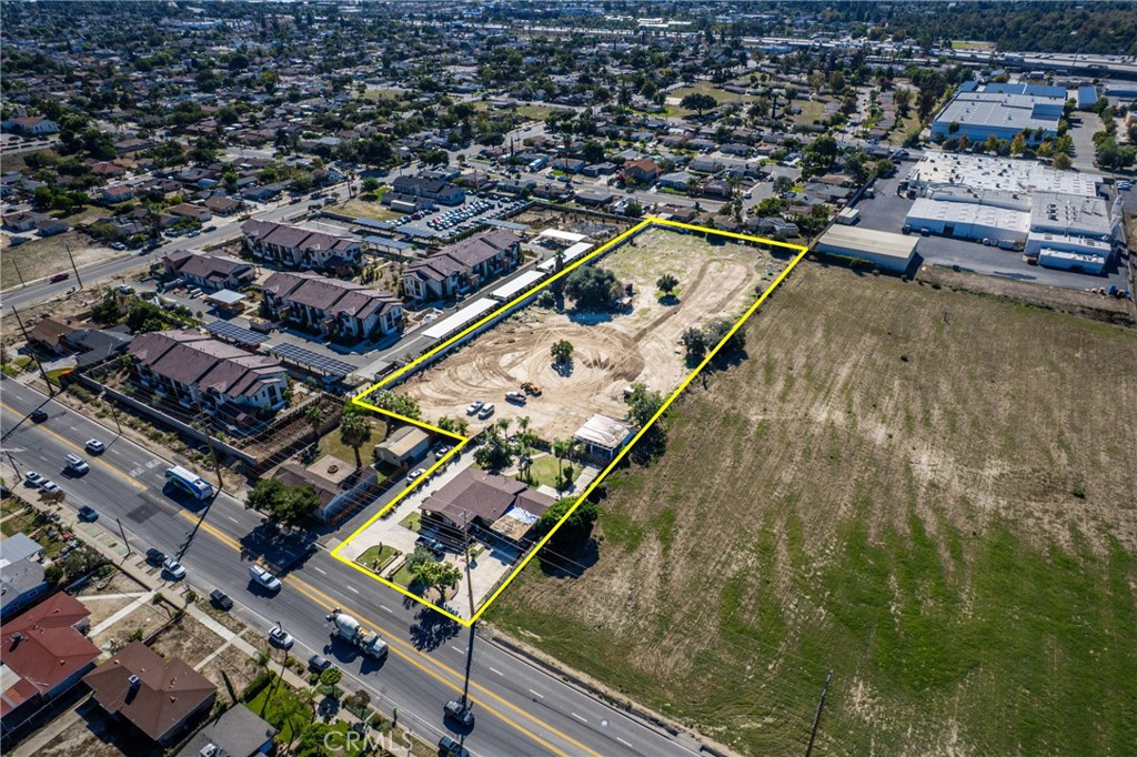 831 W Lugonia
