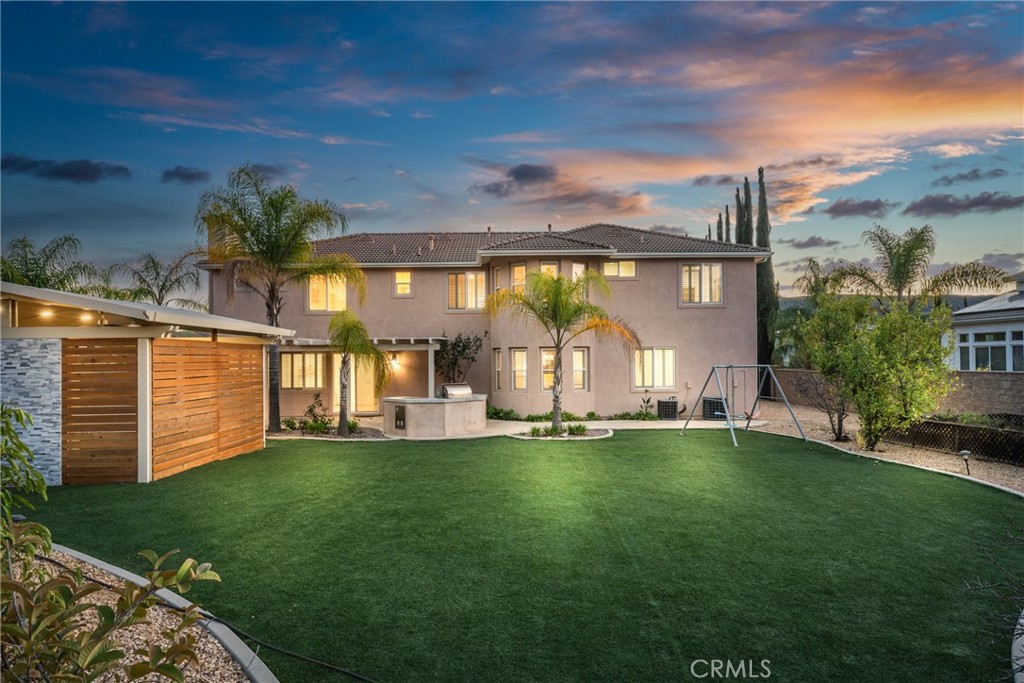 952 Creek View