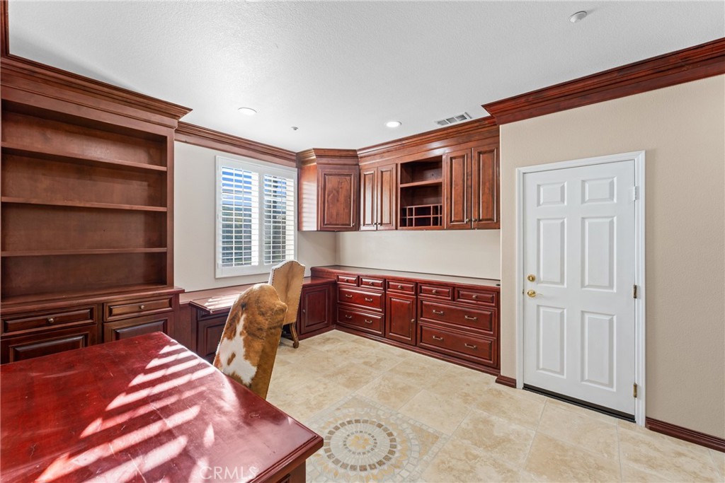 952 Creek View