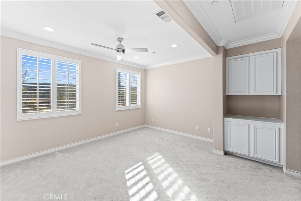 952 Creek View
