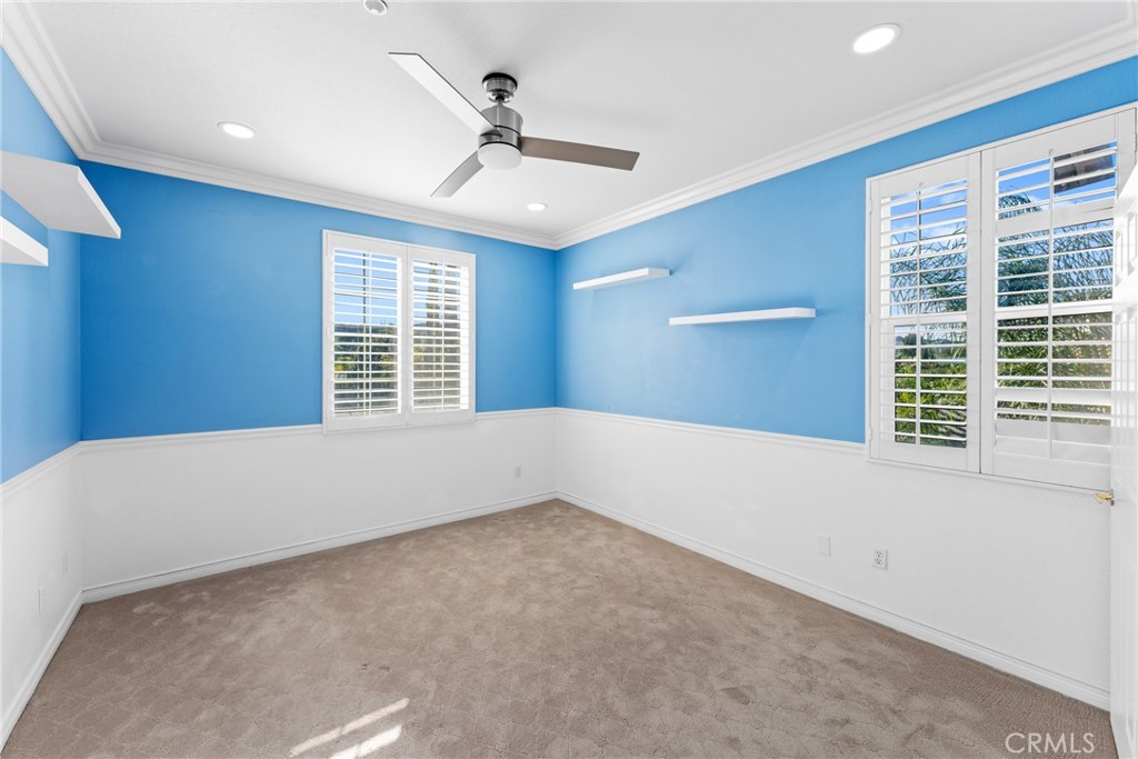 952 Creek View