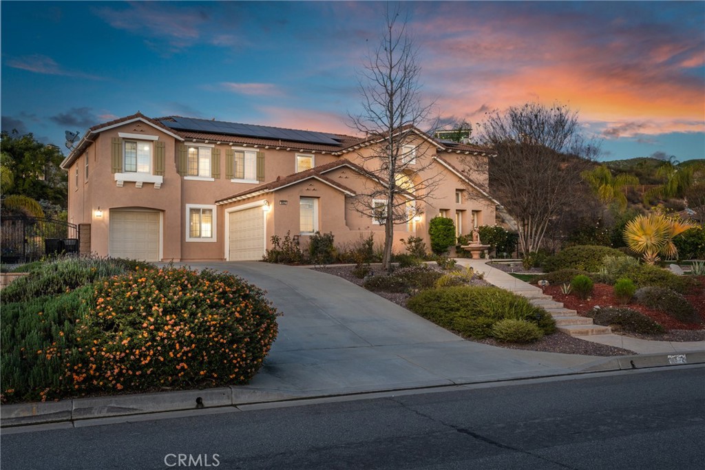 952 Creek View