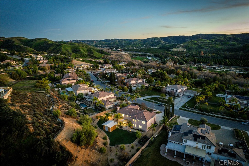 952 Creek View