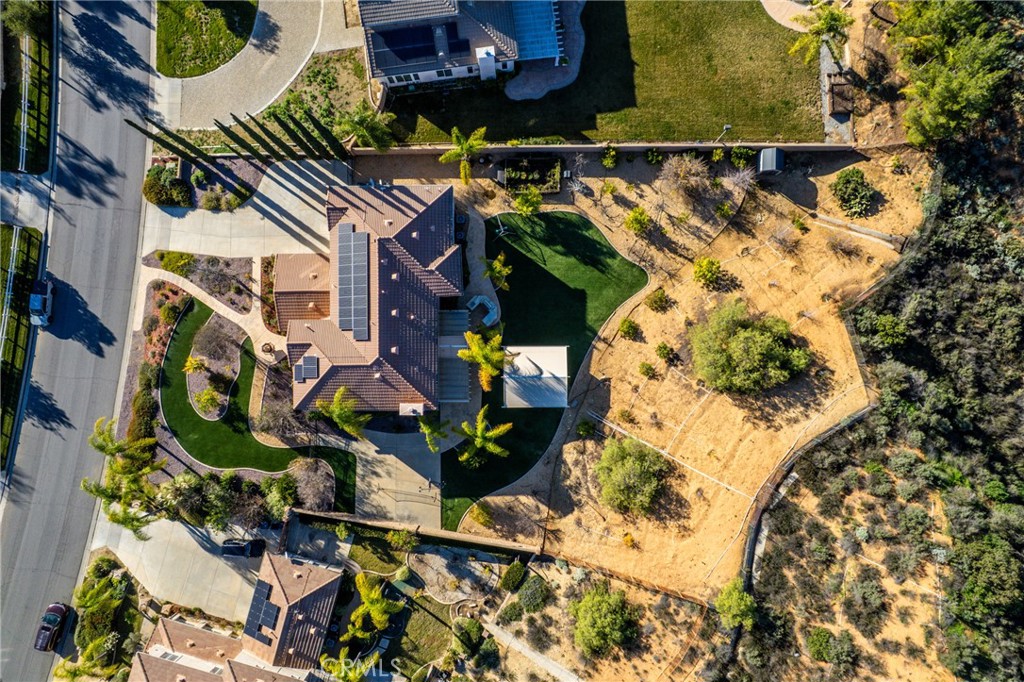 952 Creek View