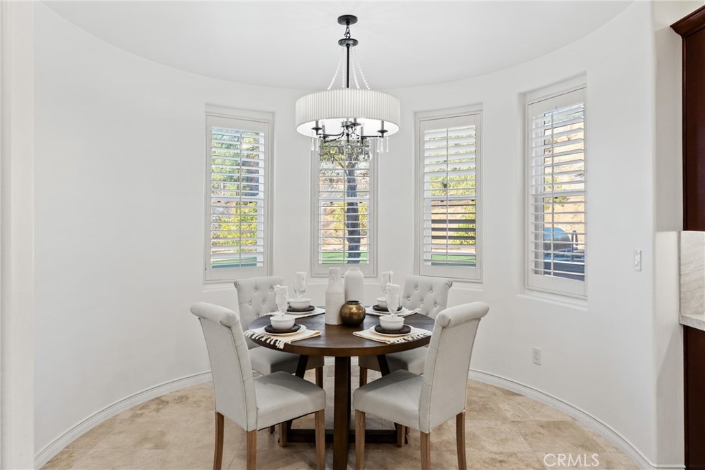 952 Creek View