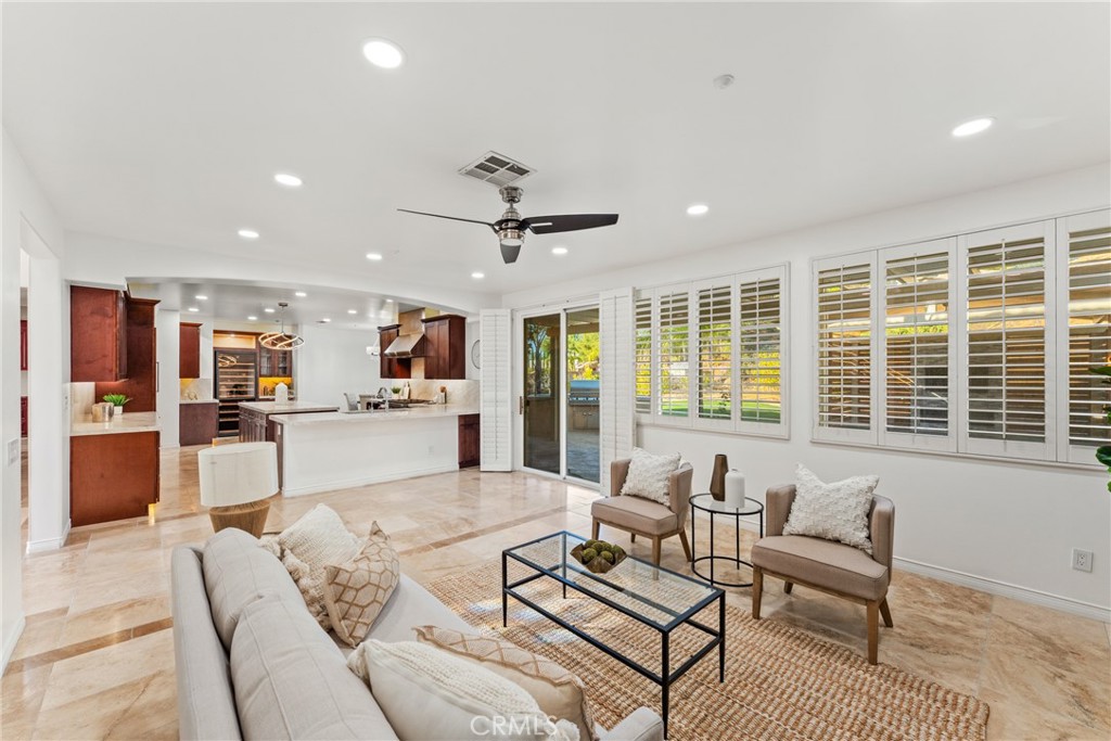 952 Creek View
