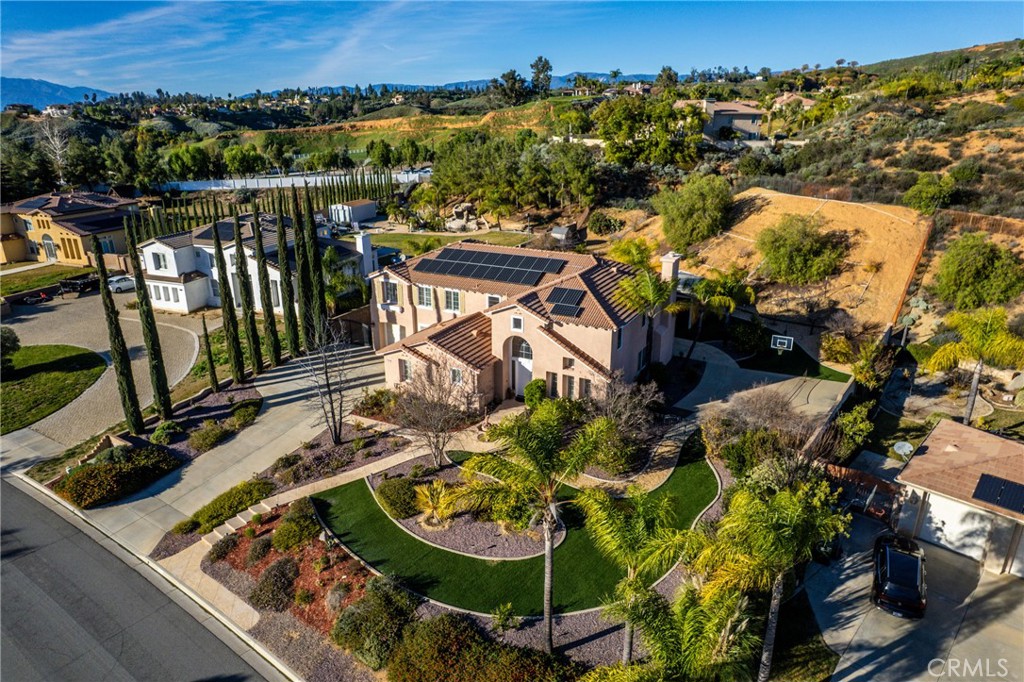 952 Creek View