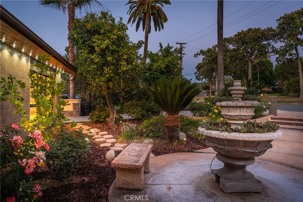 1244 W Highland
