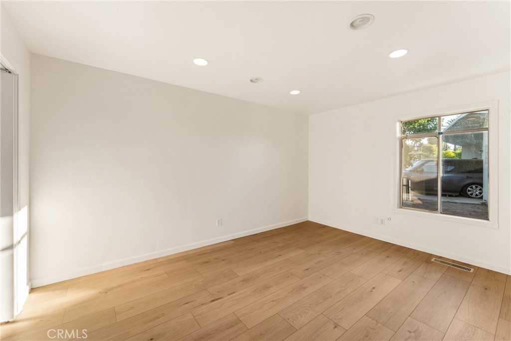 1244 W Highland
