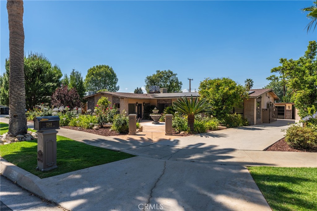 1244 W Highland
