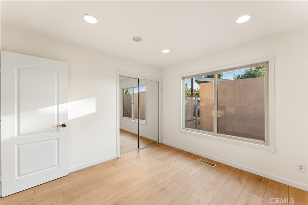 1244 W Highland