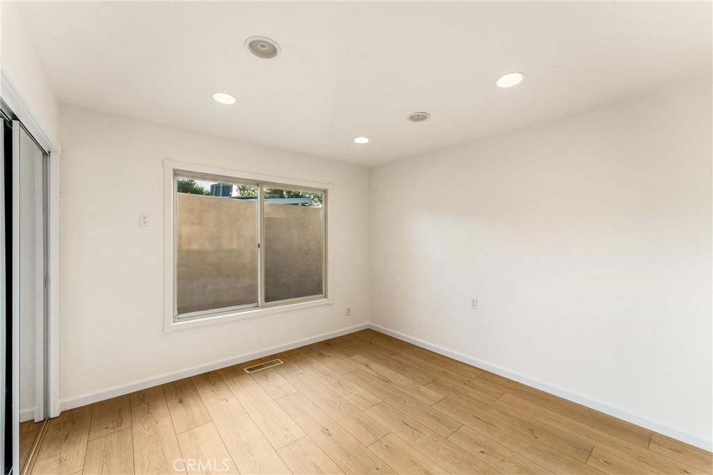 1244 W Highland