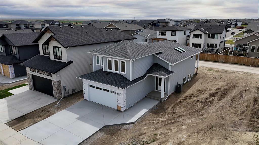 533 Riverhills Way W