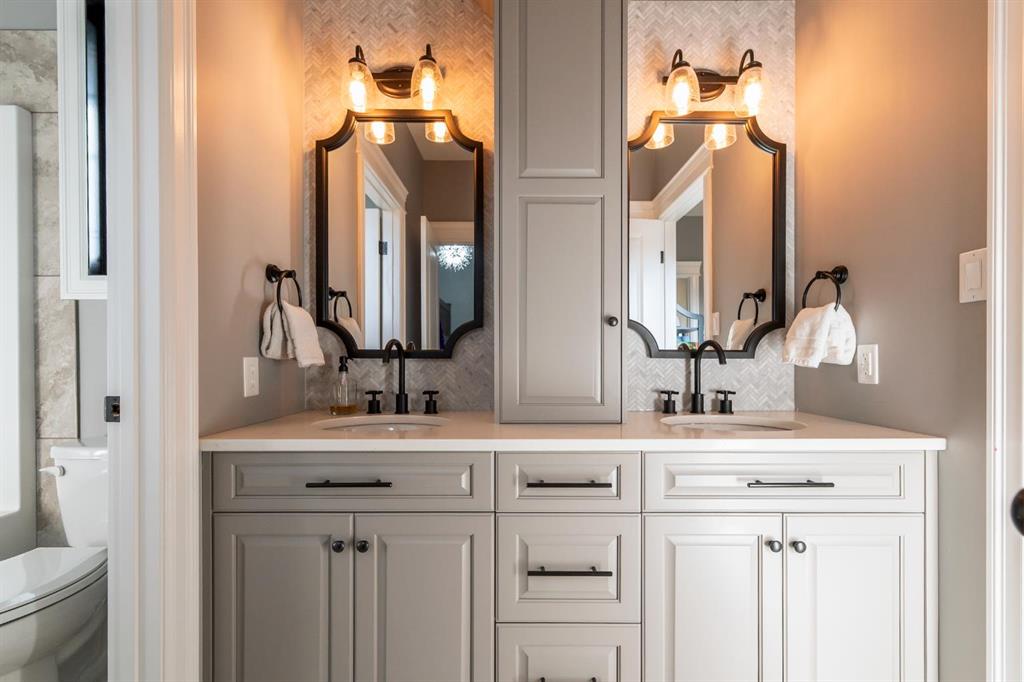 105 Whitetail Place W