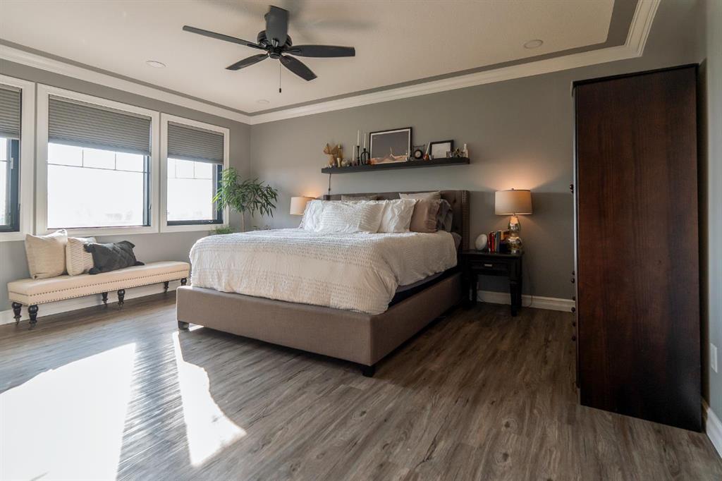 105 Whitetail Place W