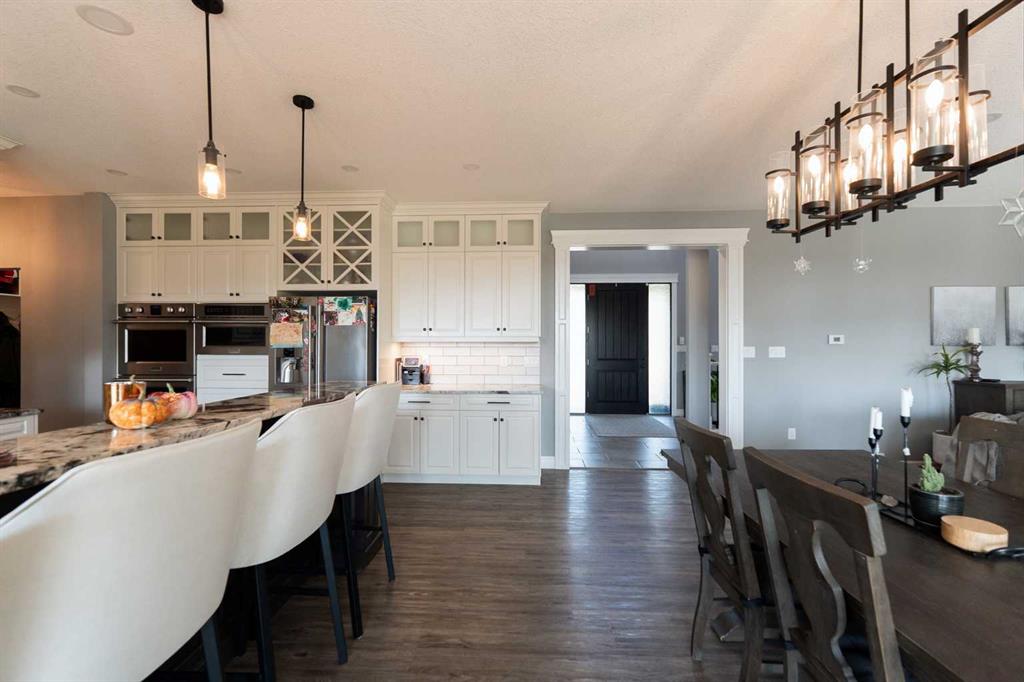 105 Whitetail Place W