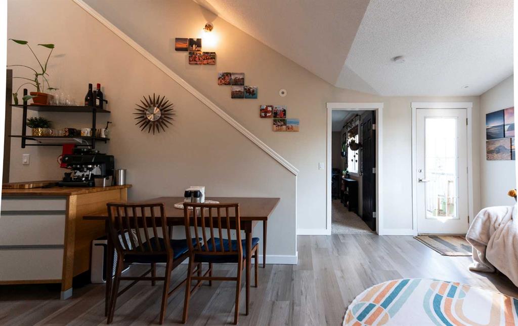 6148 Bowness Road NW Unit: 303