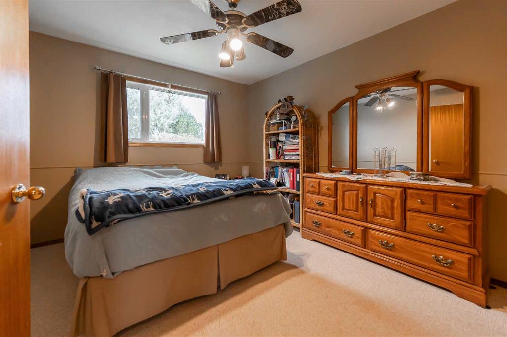 207 Mt Crandell Crescent W