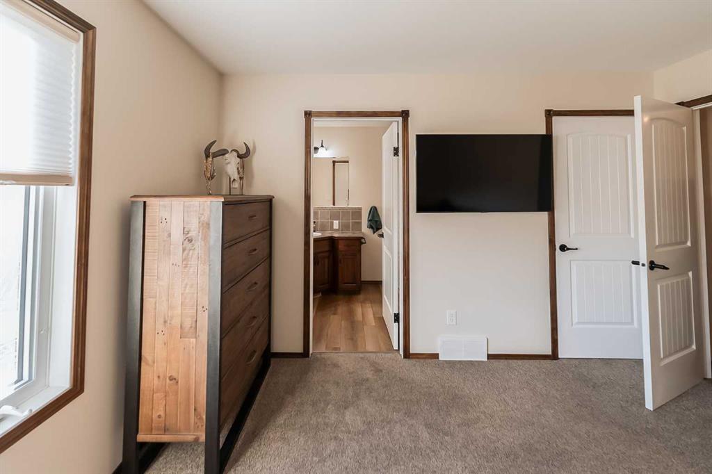 749 Northridge Street